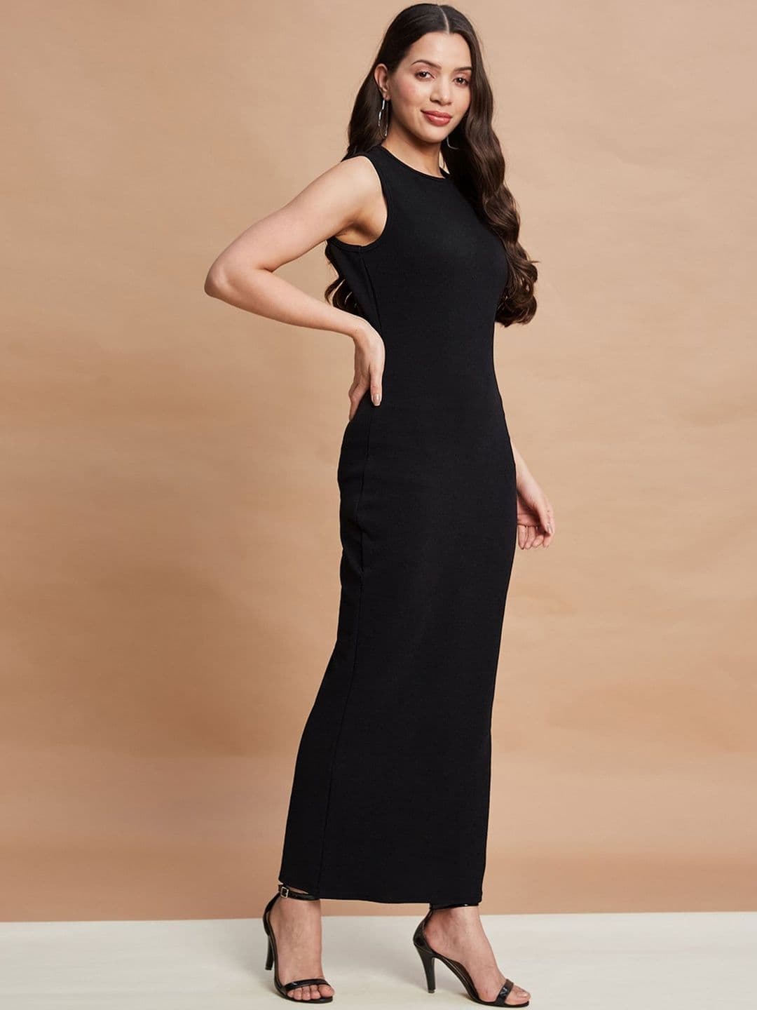 Selvia Edge Bodycon Maxi Dress — view 4