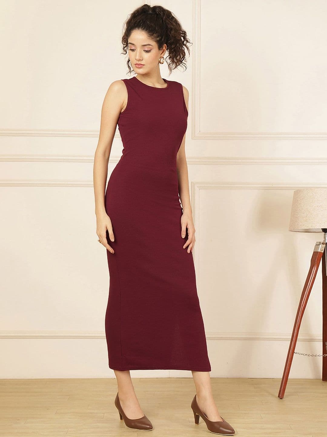 Selvia Edge Bodycon Midi Dress — view 5
