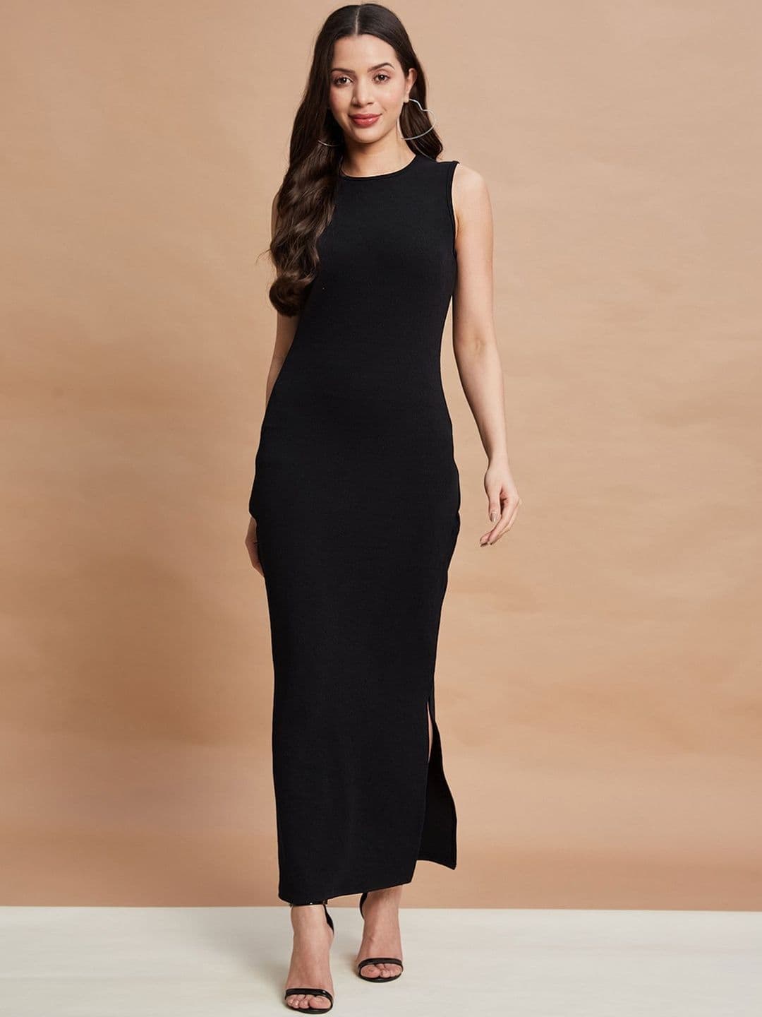Selvia Edge Bodycon Maxi Dress