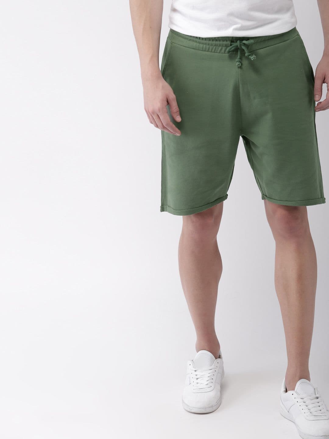 Mast & Harbour Men Green Solid Regular Fit Regular Shorts